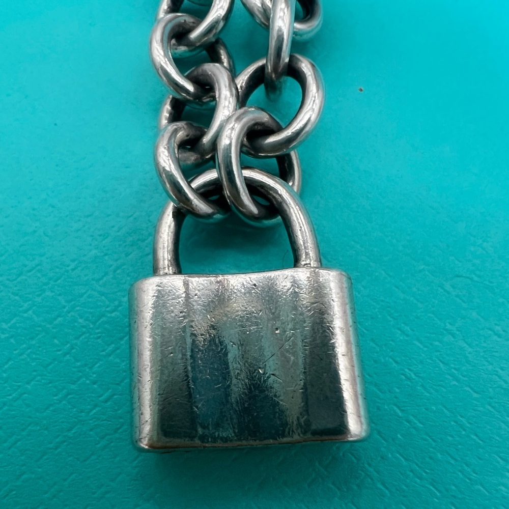 🔴Authentic TIFFANY & CO VINTAGE Sterling Silver 1837 Padlock Lock Bracelet🔴 - Picture 7 of 12
